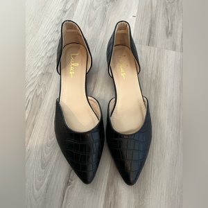 Lulus Black Flats size 8